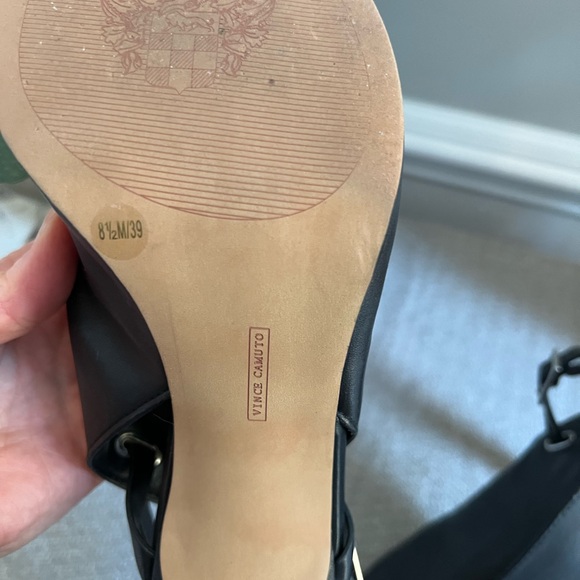 Vince Camuto Black Women's Heeled Sandals - Picture 4 of 4